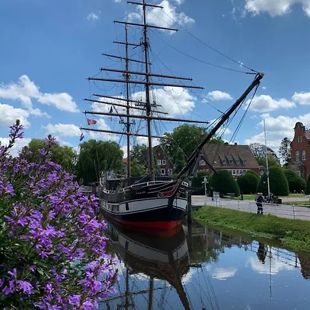 Fehn Appartement - Stay Apartment In Papenburg - Nahe Zentrum, Kueche, Parkplatz & Highspeed Wlan * Papenburg