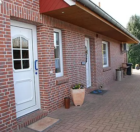 Fehn Appartement - Stay Apartment In Papenburg - Nahe Zentrum, Kueche, Parkplatz & Highspeed Wlan *
