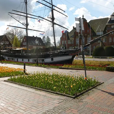 Fehn Appartement - Stay Apartment In Papenburg - Nahe Zentrum, Kueche, Parkplatz & Highspeed Wlan * Papenburg
