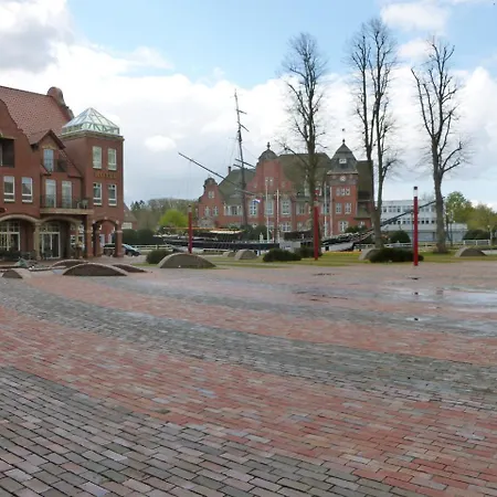 Fehn Appartement - Stay Apartment In Papenburg - Nahe Zentrum, Kueche, Parkplatz & Highspeed Wlan Apartment