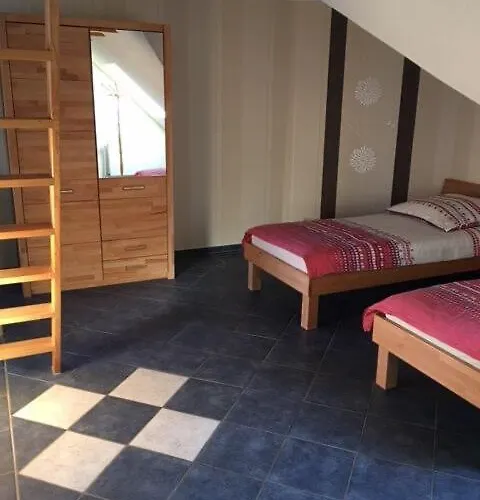 Fehn Appartement - Stay Apartment In Papenburg - Nahe Zentrum, Kueche, Parkplatz & Highspeed Wlan