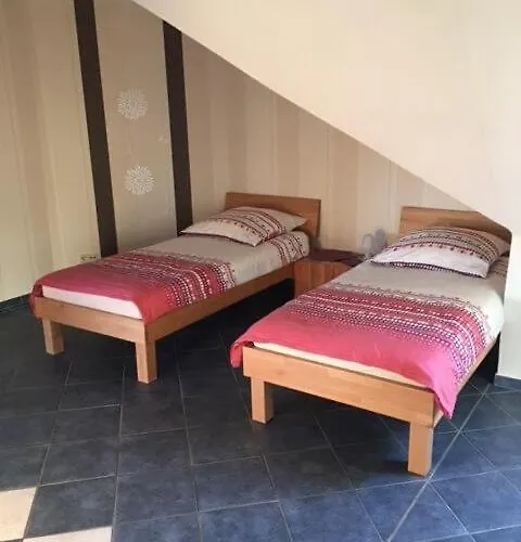 Fehn Appartement - Stay Apartment In Papenburg - Nahe Zentrum, Kueche, Parkplatz & Highspeed Wlan Apartament