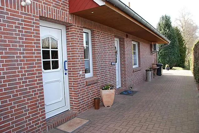 Fehn Appartement - Stay Apartment In Papenburg - Nahe Zentrum, Kueche, Parkplatz & Highspeed Wlan *