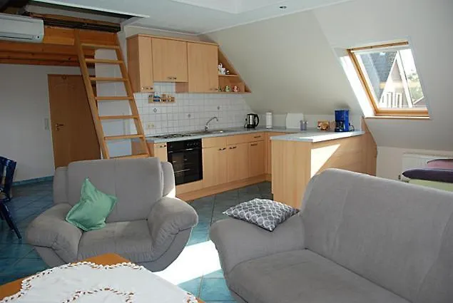 Fehn Appartement - Stay Apartment In Papenburg - Nahe Zentrum, Kueche, Parkplatz & Highspeed Wlan *