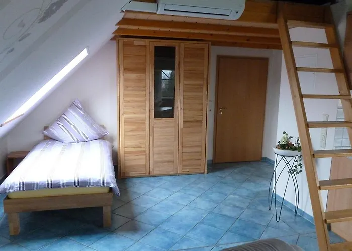 Fehn Appartement - Stay Apartment In Papenburg - Nahe Zentrum, Kueche, Parkplatz & Highspeed Wlan *